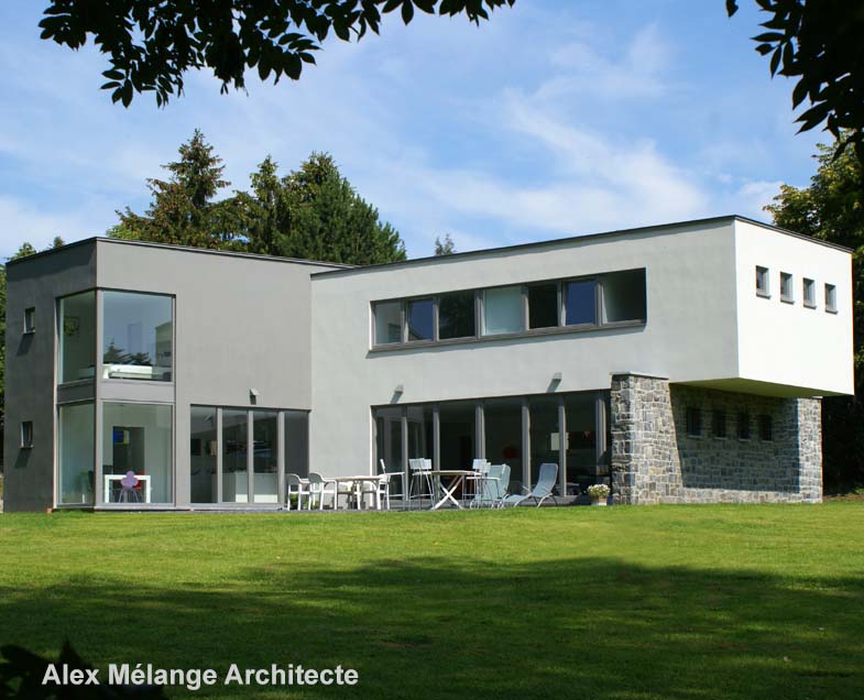 Menuiserie-Riche-tombant-coulissant-facade-complete-architecte-Alex-Melange.jpg